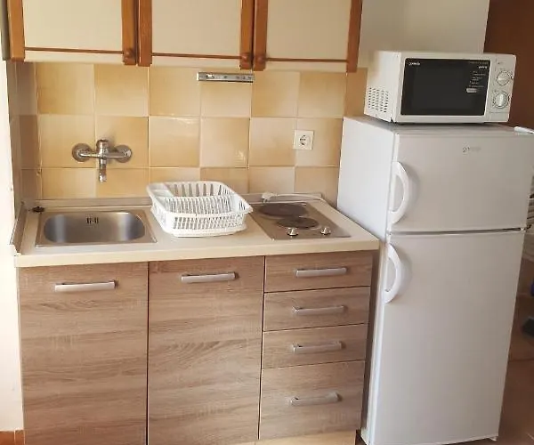 Apartments With Parking Space Povljana, Pag - 6468 Povljana